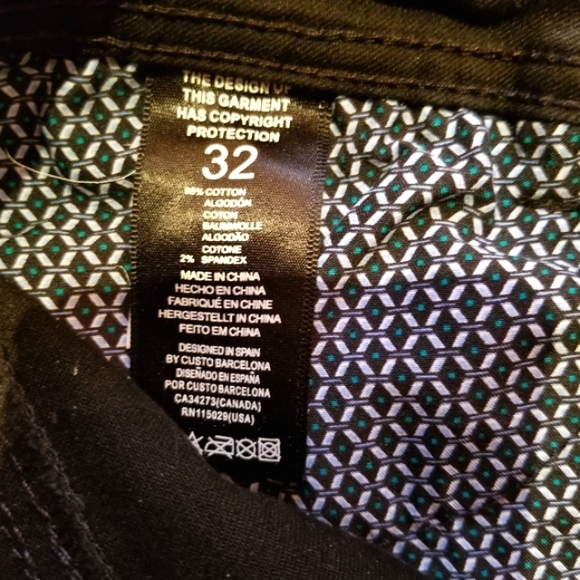 Custo Barcelona Black Embossed Jeans with Silver Gray Metallic Leg Stripe. - Picture 4 of 13